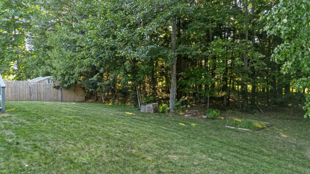 15 Hemlock Drive Topsham ME 04086
