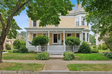 62 Coyle Street Portland ME 04101