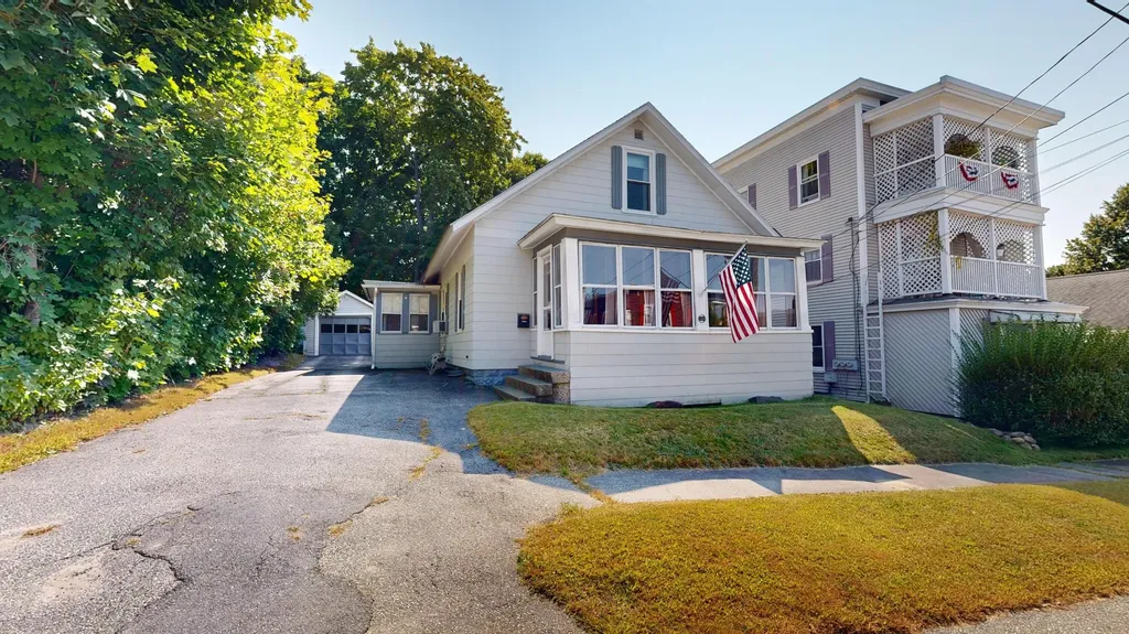 129 Rosedale Street Lewiston ME 04240