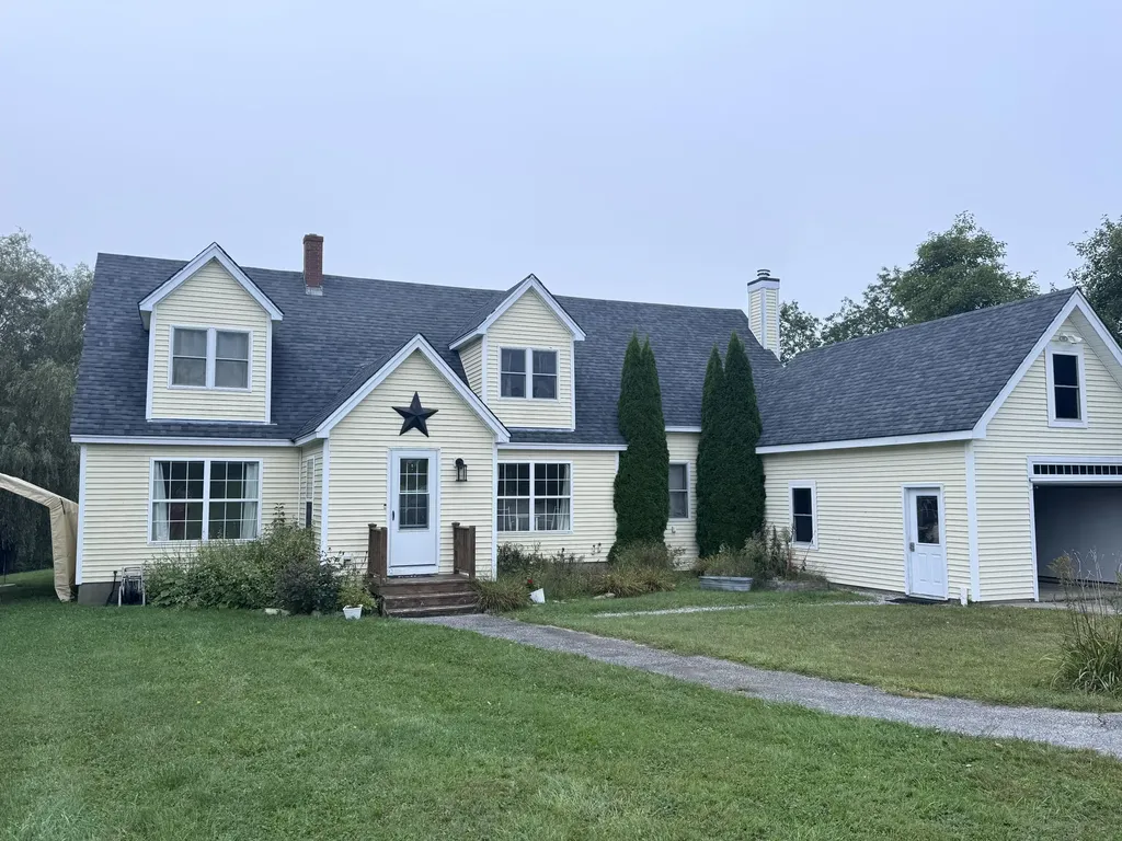 20 Hawthorne Lane South Thomaston ME 04858