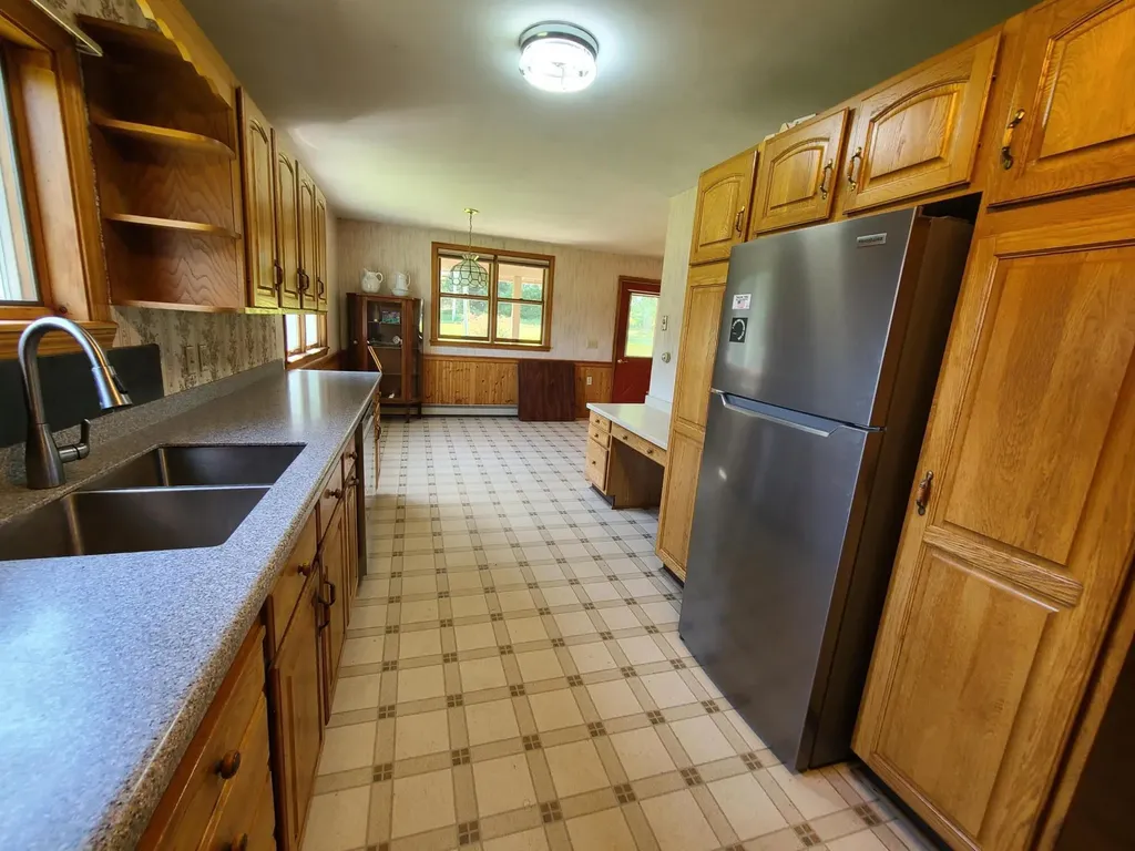 678 Back Ridge Road Penobscot ME 04476