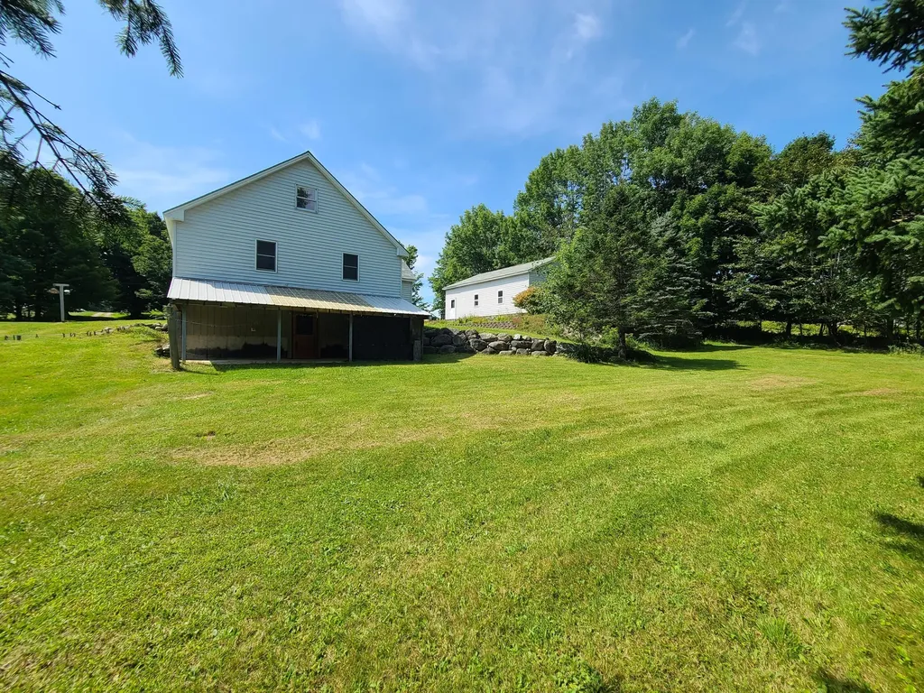 678 Back Ridge Road Penobscot ME 04476