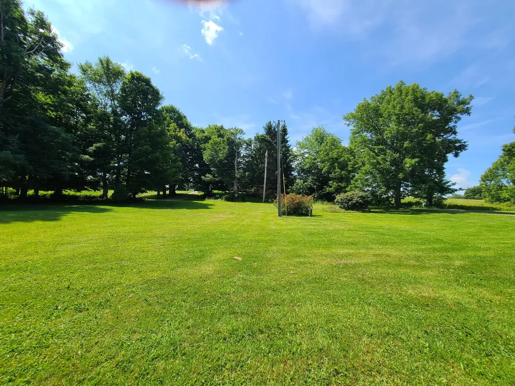 678 Back Ridge Road Penobscot ME 04476