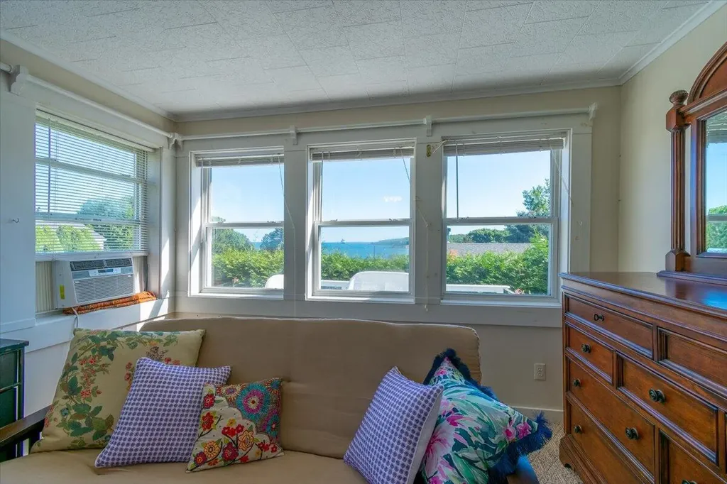 7 Everett Avenue Owls Head ME 04854