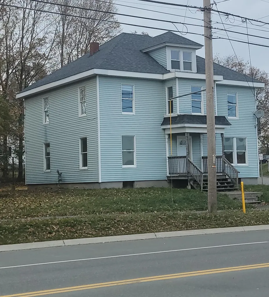 689 Main Street Bangor ME 04401