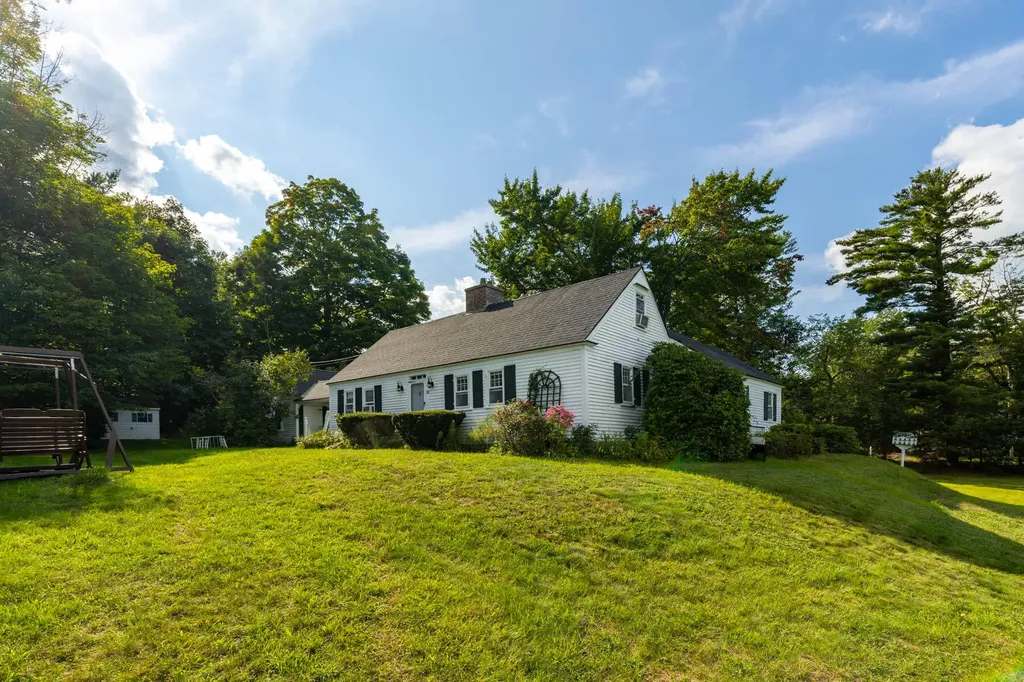 134 School Street Berwick ME 03901