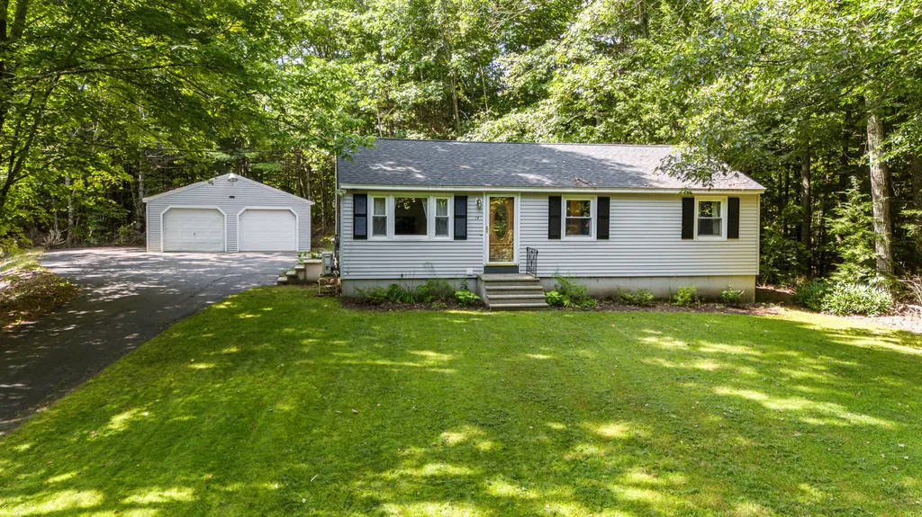 14 Whites Bridge Road Standish ME 04084