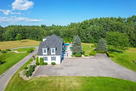 176 Annabessacook Road Winthrop ME 04364