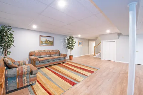 176 Annabessacook Road Winthrop ME 04364