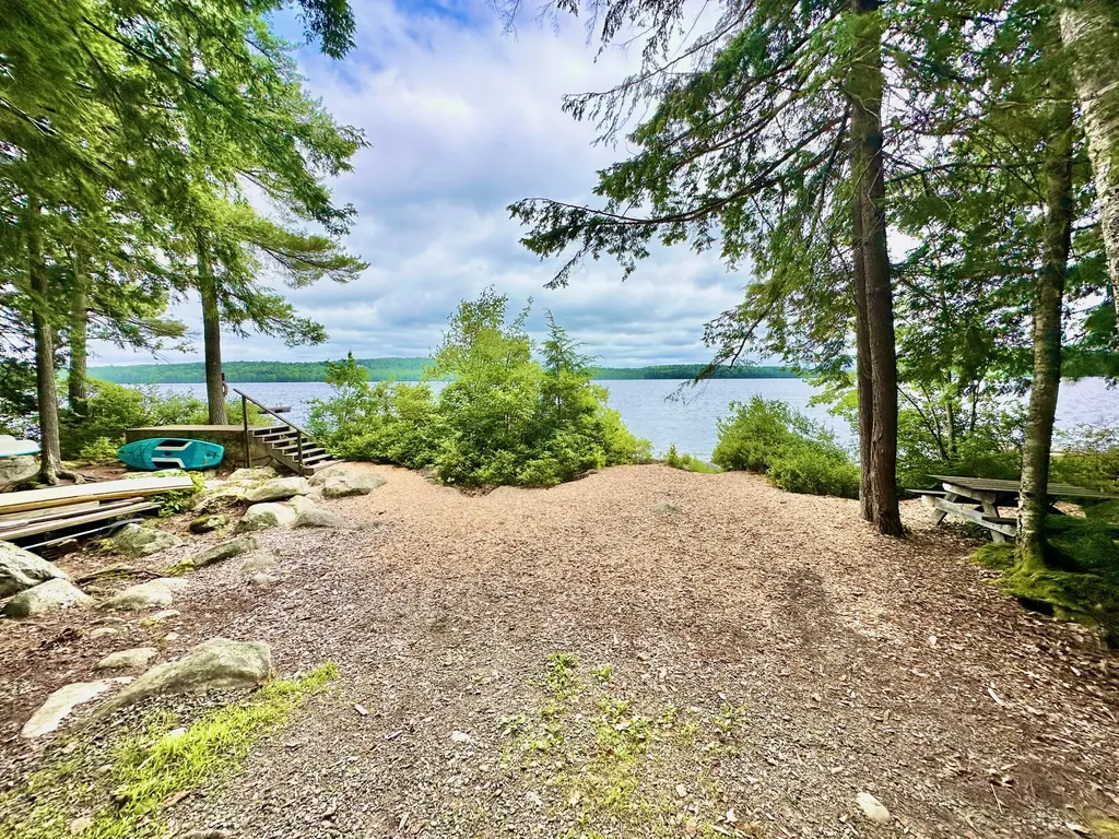 34 Main Road Chesterville ME 04938