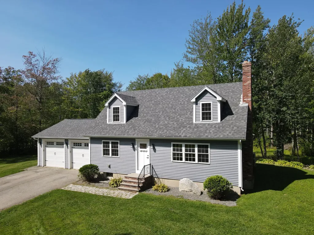 98 Meadow Road Winterport ME 04496