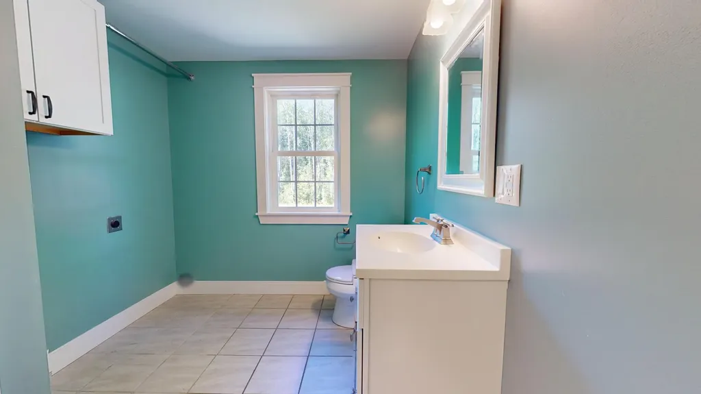 98 Meadow Road Winterport ME 04496