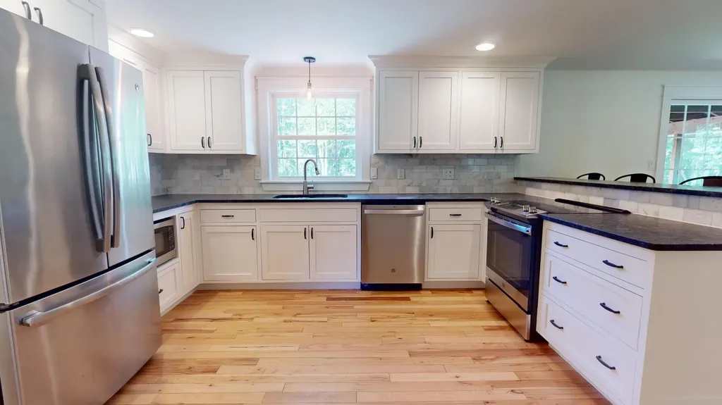98 Meadow Road Winterport ME 04496
