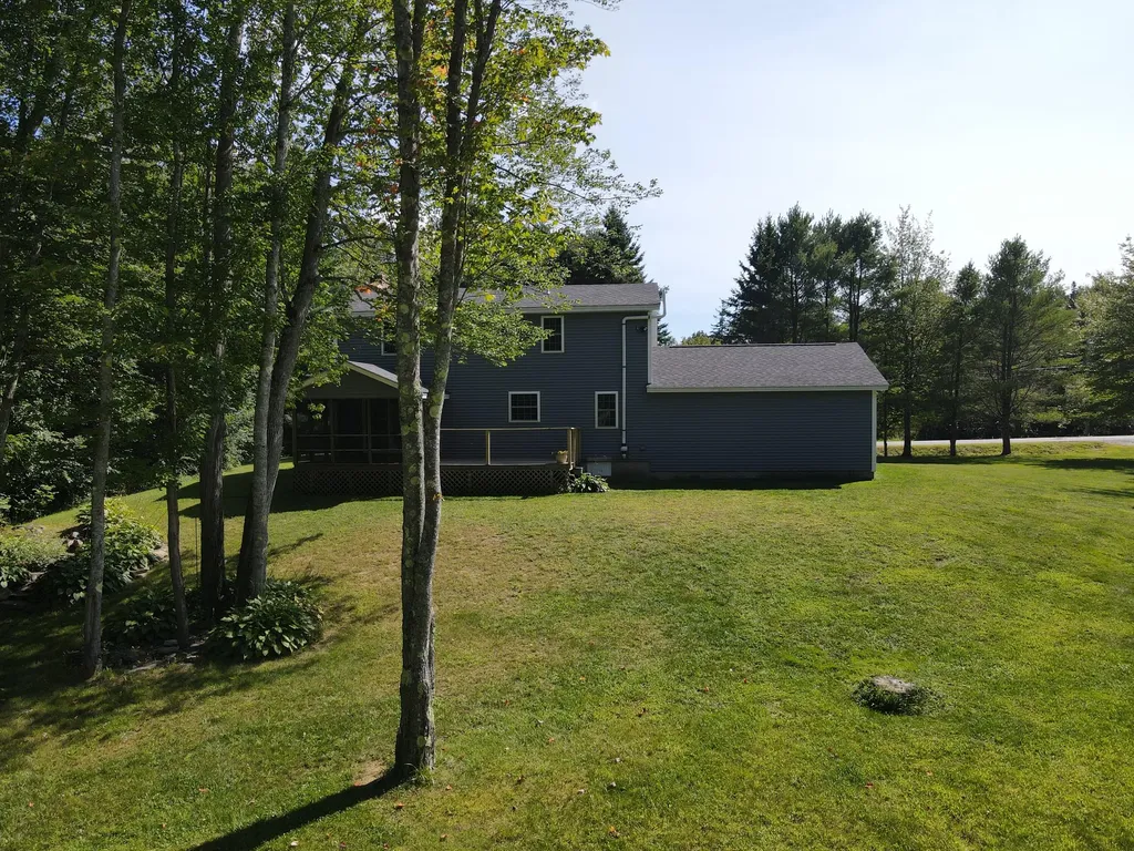 98 Meadow Road Winterport ME 04496