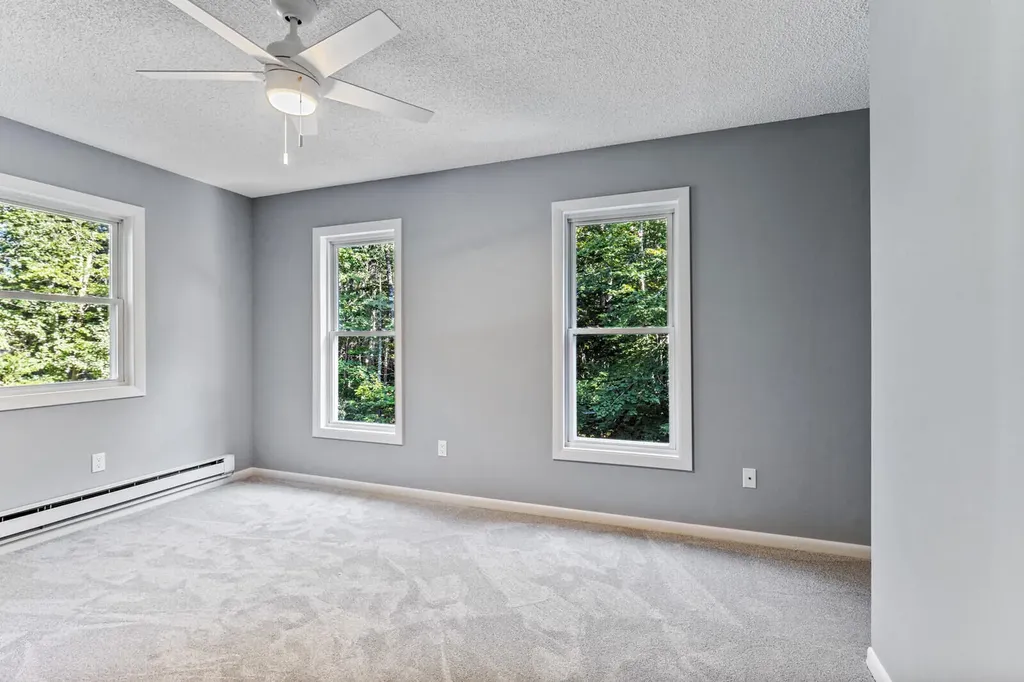 10 Seaport Drive Rockport ME 04856