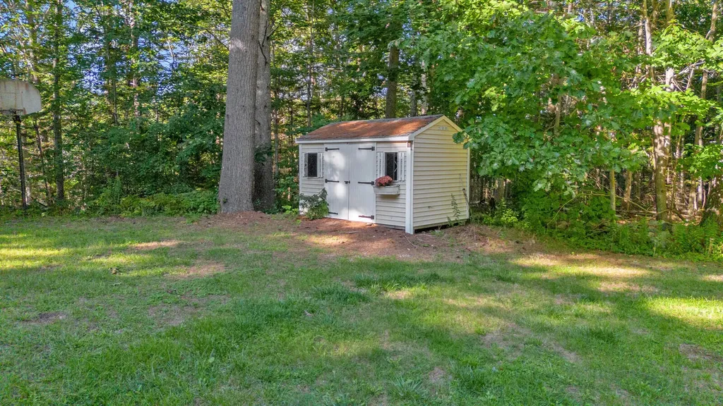 10 Seaport Drive Rockport ME 04856