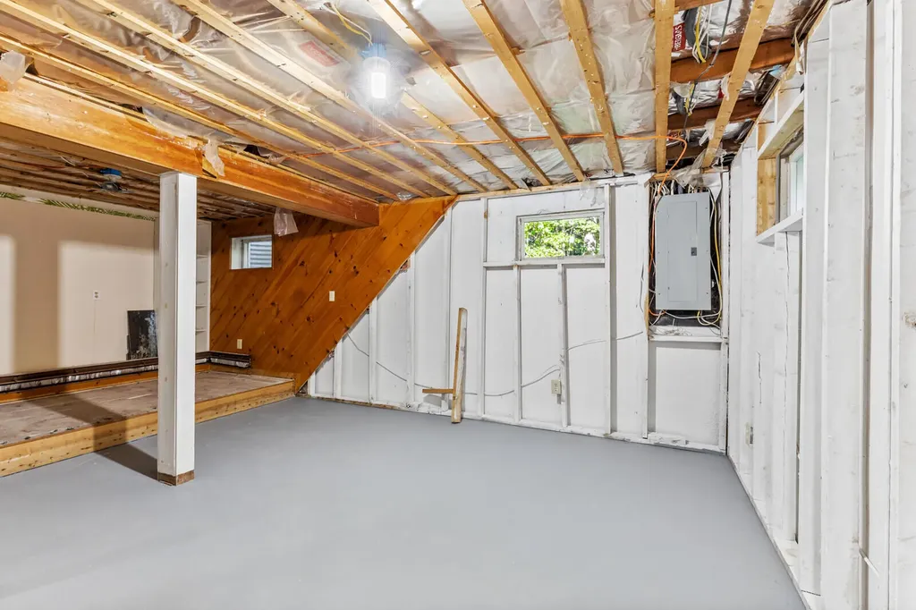 10 Seaport Drive Rockport ME 04856