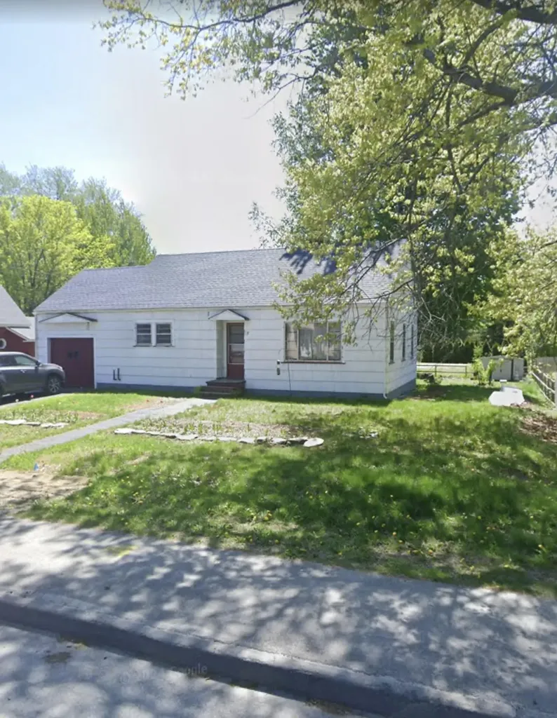 37 Western Avenue Fairfield ME 04937