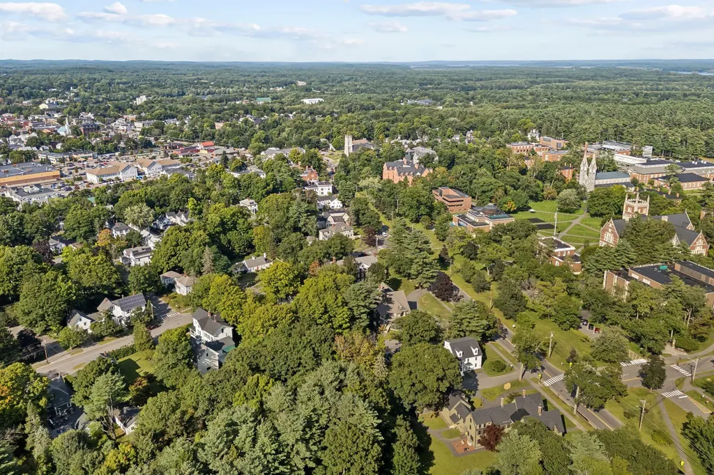 45 Chamberlain Avenue Brunswick ME 04011