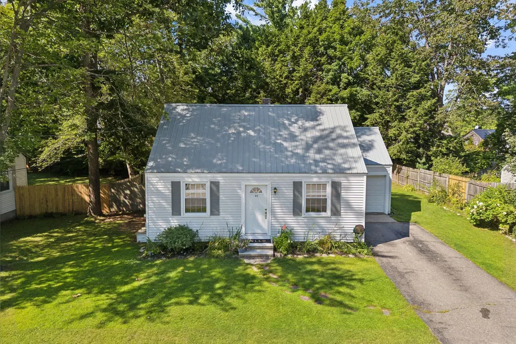 45 Chamberlain Avenue Brunswick ME 04011