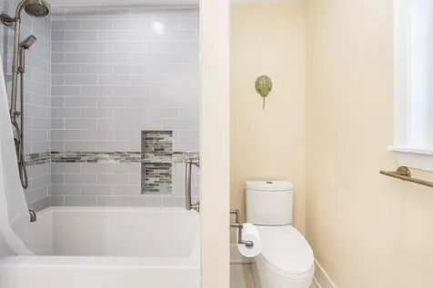 15 Sandpiper Lane Brunswick ME 04011