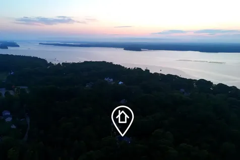 15 Sandpiper Lane Brunswick ME 04011
