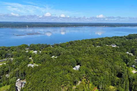 15 Sandpiper Lane Brunswick ME 04011
