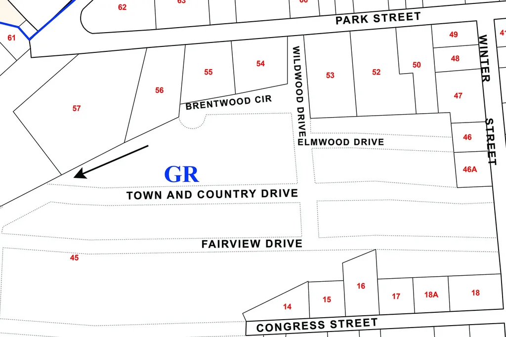 39 Town & Country Drive Lisbon ME 04250