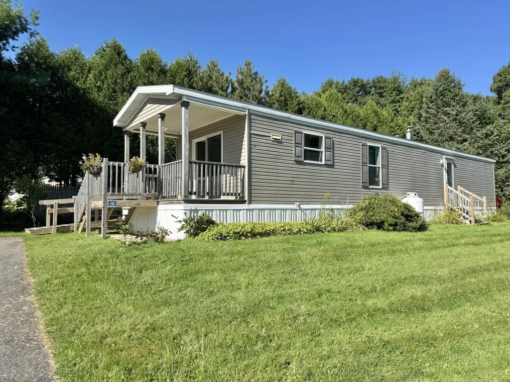 50 Robinhood Circle Bucksport ME 04416