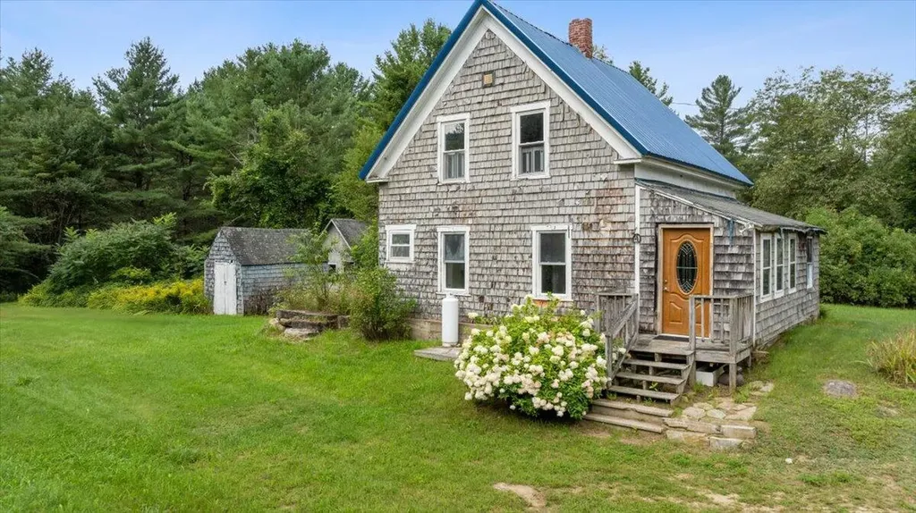174 Poplar Hill Road Mexico ME 04257