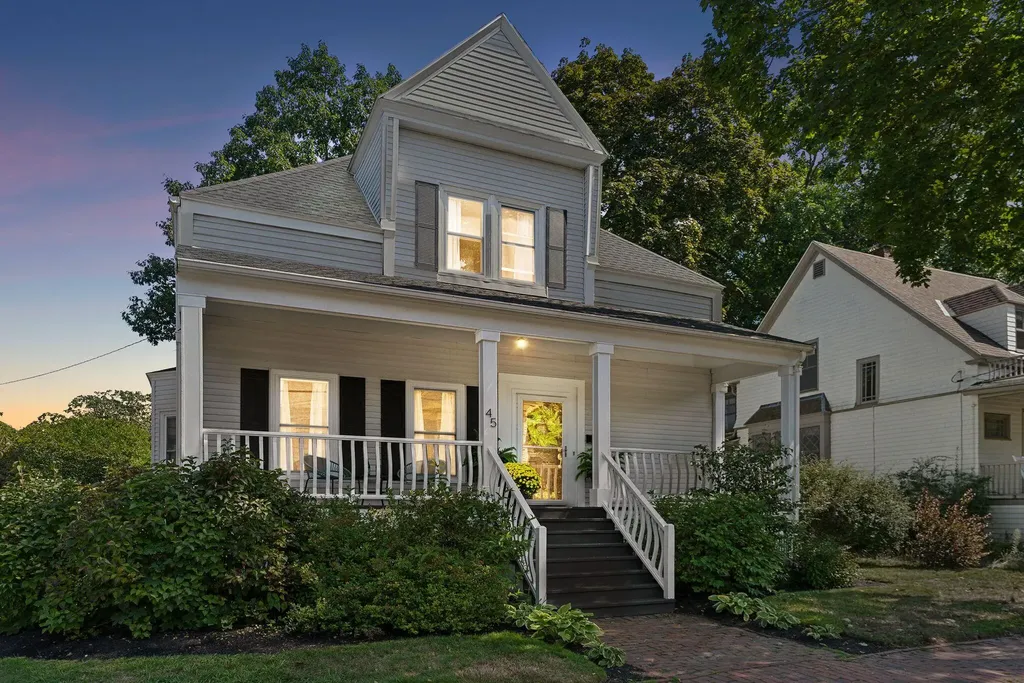 45 Glenwood Avenue Portland ME 04103