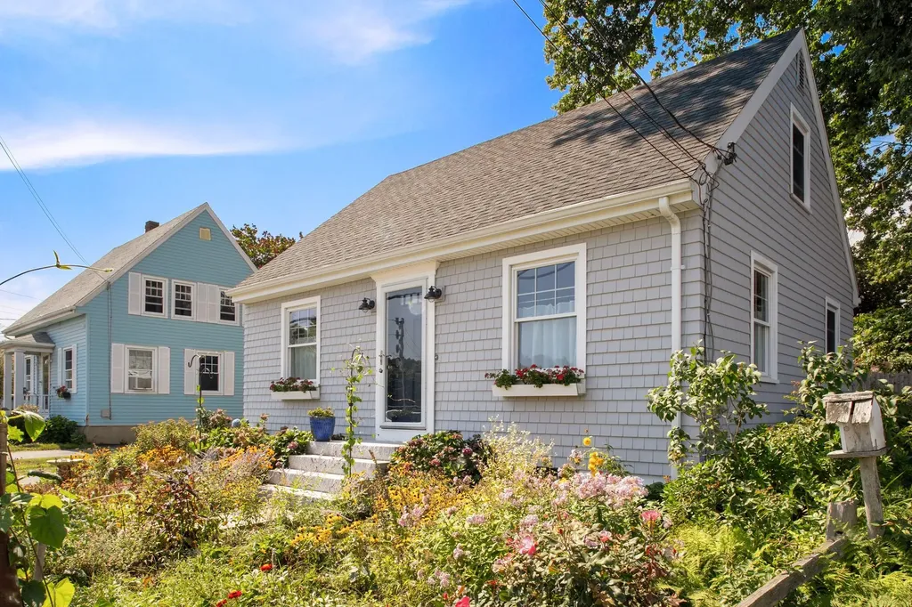 275 Ocean Street South Portland ME 04106
