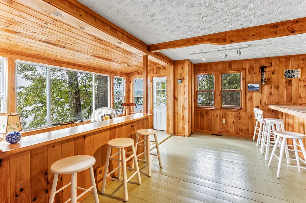 24 Yvonne Lane Smithfield ME 04978