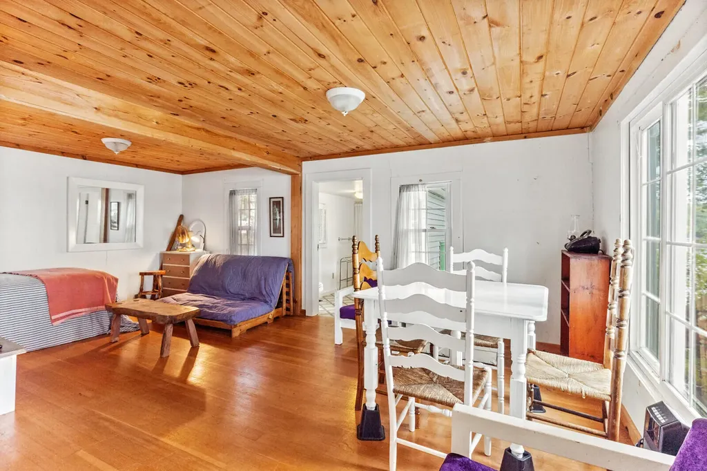 24 Yvonne Lane Smithfield ME 04978