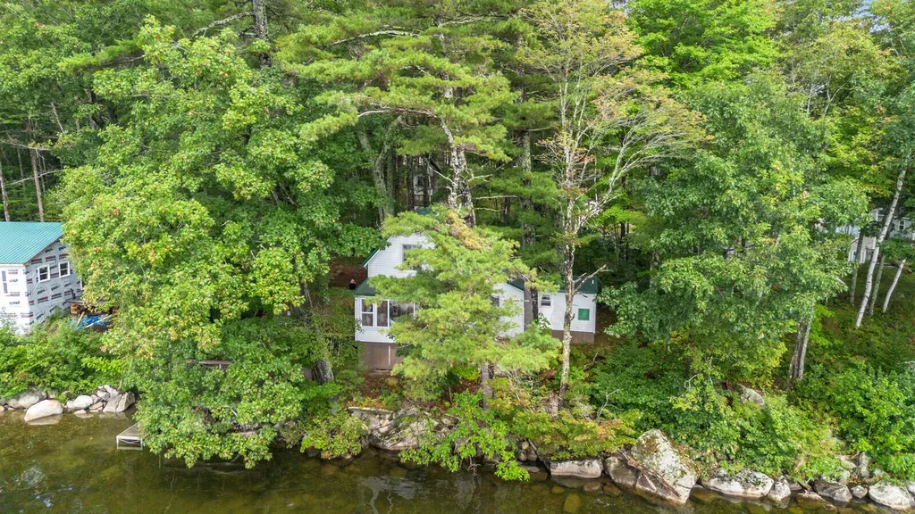 24 Yvonne Lane Smithfield ME 04978