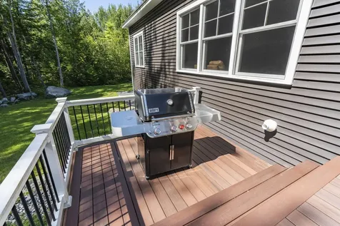 18 Nichols Drive Raymond ME 04071