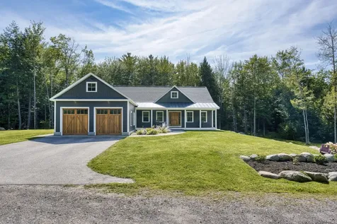 18 Nichols Drive Raymond ME 04071