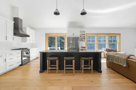 18 Nichols Drive Raymond ME 04071