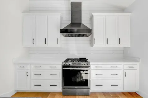 18 Nichols Drive Raymond ME 04071