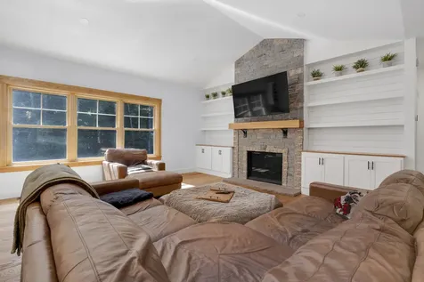 18 Nichols Drive Raymond ME 04071