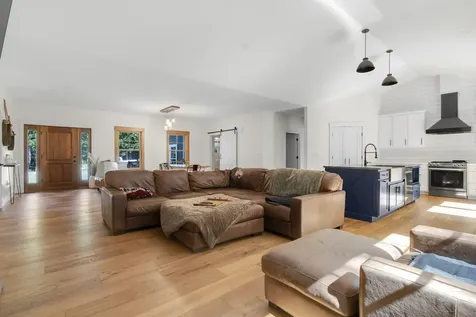 18 Nichols Drive Raymond ME 04071