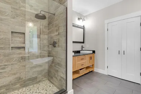 18 Nichols Drive Raymond ME 04071