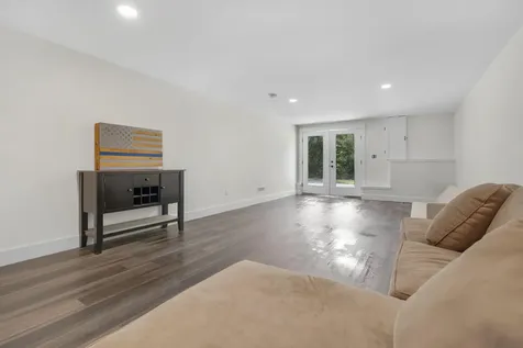 18 Nichols Drive Raymond ME 04071