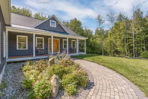 18 Nichols Drive Raymond ME 04071