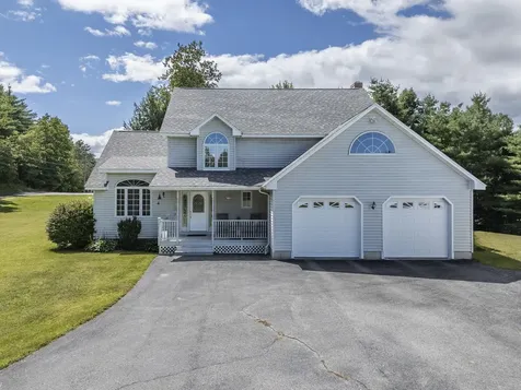 29 Alder Way Cumberland ME 04021
