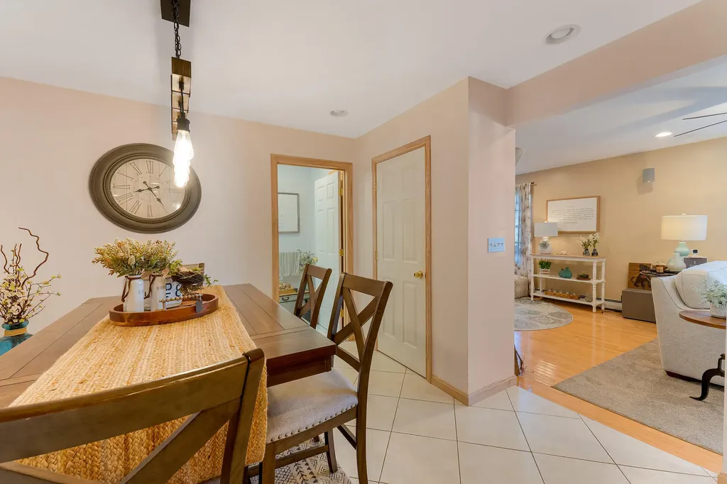 39 Weymouth Street Saco ME 04072