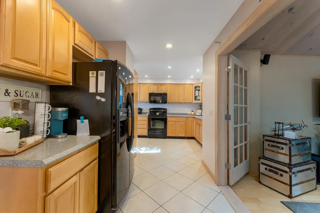 39 Weymouth Street Saco ME 04072