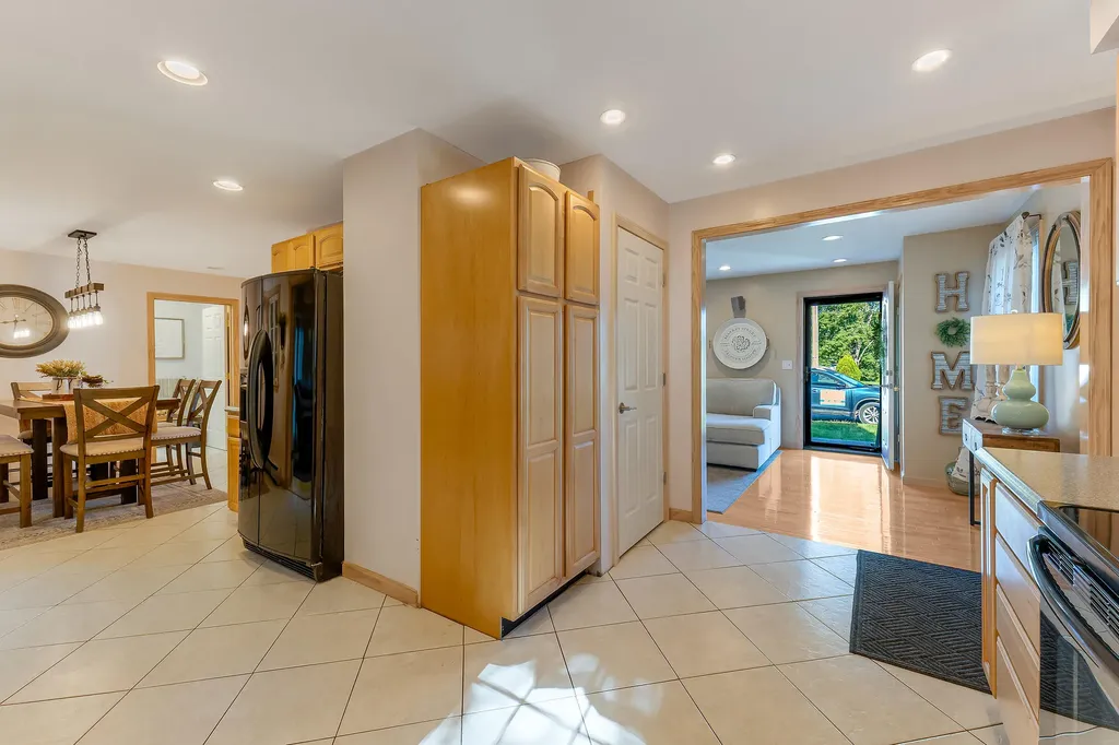 39 Weymouth Street Saco ME 04072