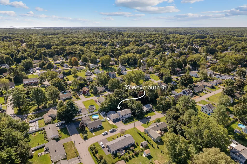 39 Weymouth Street Saco ME 04072