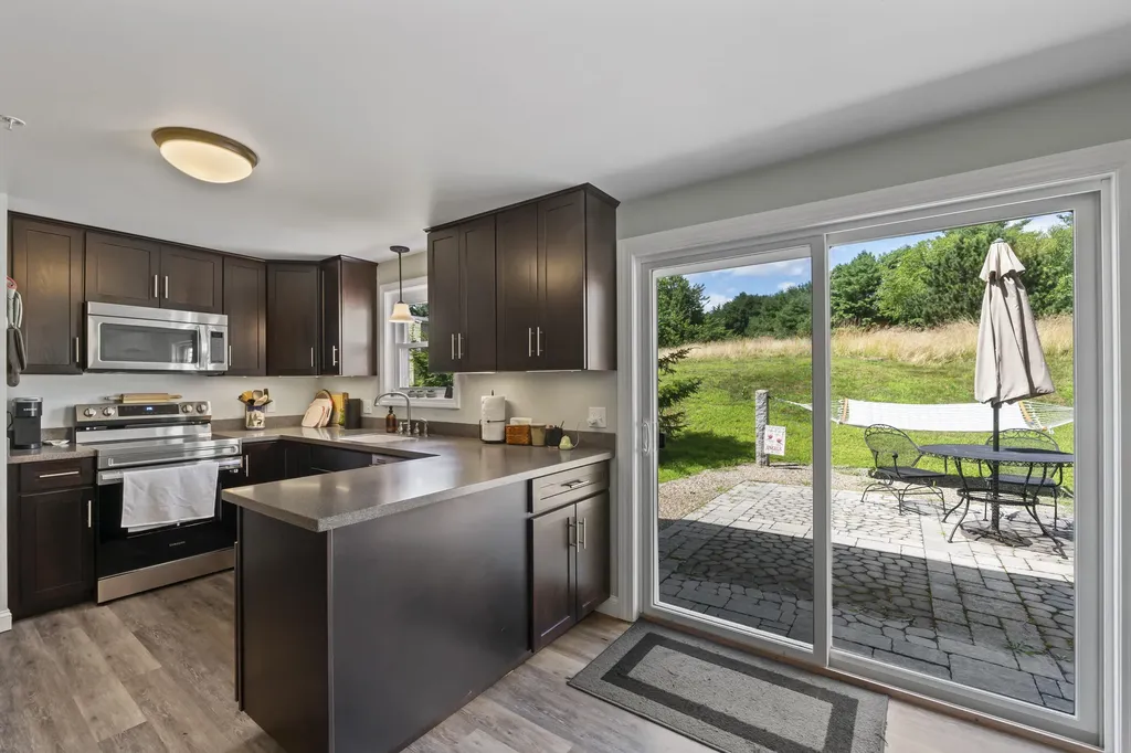42 Willow Grove Road Brunswick ME 04011